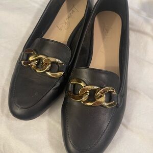 Luxurious Black Loafers with Gold Chain Detail
